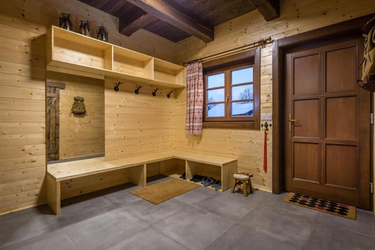Drevenica Emilka - Nízke Tatry - Muran - Pre Rodiny Brezno Exterior foto